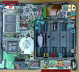Wie man einen Newton MessagePad 130 zerlegt. Bild 3 von 14. Copyright (c) 2001 Frank Gruendel