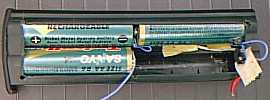 Wiederaufarbeitung eines Apple Newton 2000 / 2100 battery pack, Bild 21 von 24. Copyright 2001 Frank Gruendel